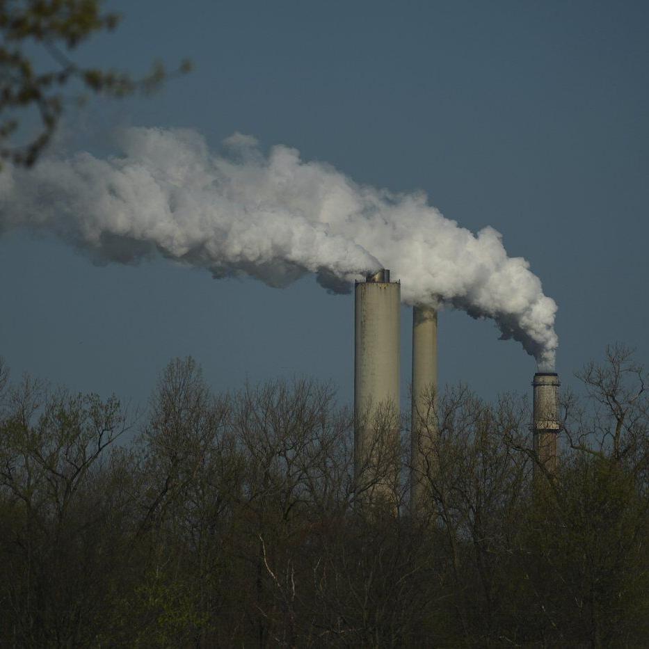 EPA says power plant carbon emissions aren't dangerous. We asked 30 scientists: Here's what they say